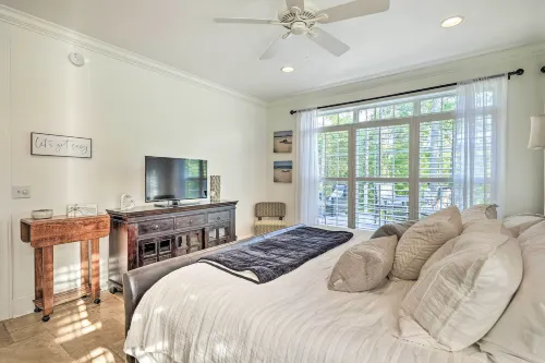 Luxurious Waterfront Home on Pickwick Lake! - 3-Star