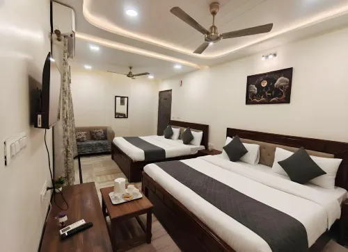 Holiday Out Hotel - Mountain view
