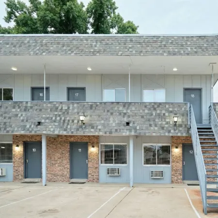 The Oakwood Inn