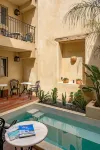 Casa di Gaga - مسبح