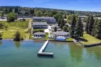 Waterfront Condo W & Dock Access - Apartments