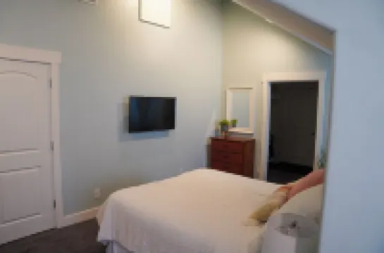 Charming Carriage Home in Gilbert, AZ