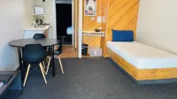 Bennetts Thermal Motor Inn Hotels in Papamoa