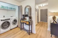 Quiet & Modern Family Home in Spring Lake - Wifi