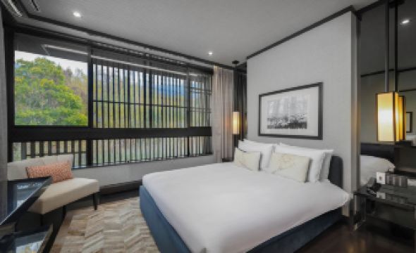 Hinode Hills Niseko Village, Curio Collection by Hilton