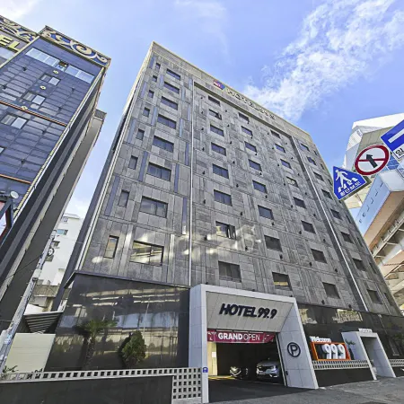 Busan Songdo Hotel 99.9 Отели рядом с достопримечательностью «Пляж Сонгдо»