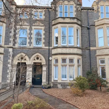 The Pontcanna Emerald | Free Parking | 3 Beds