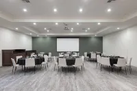 Wyndham Lake Charles - Bãi đậu xe