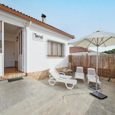 Cozy Villa for 10 Persons