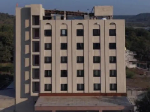 Hariganga S The Lake Attitude Hotels in Amravati