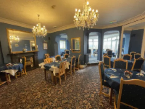 Headlands Hotel