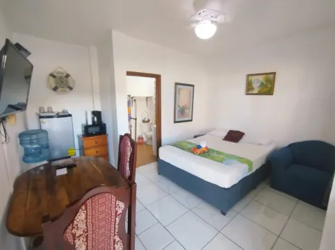 See Belize Relaxing Studio with Sea View Infinity Pool & Deck by Airport, 1st FL