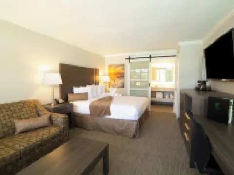 Palm Garden Hotel Hotels in Thousand Oaks