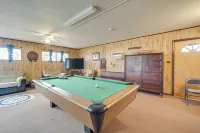 有遊戲房和燒烤設施的布查南湖鄉村風格住宅 - 2星級