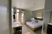 Madonna Hometel and Suites New Pandan - 4 estrellas