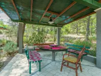 Apartment Ametist Hotels in Milna