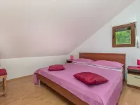 Apartment Ametist Hotels in Milna