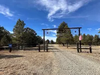 Rustic Oak Log Cabin in the Ponderosa Pines great for a quiet get away.