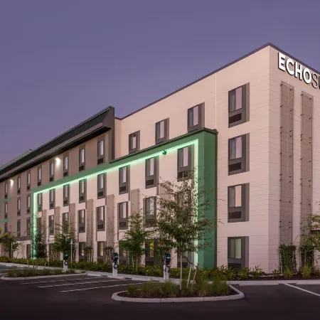 Echo Suites Extended Stay by Wyndham Naples