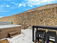 Apex Ridge Retreat by Avantstay Private Hot Tub + Fireplace + Mountain Views + Near Deer Valley East Hotels in Hideout