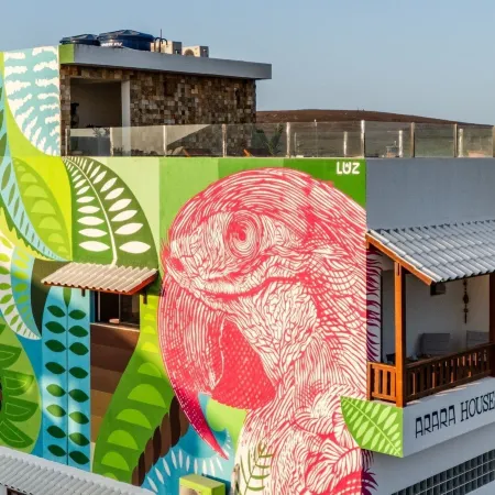 Arara House