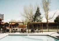 Teton Valley Resort - Pool