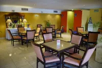 Hotel Posada del Sol Inn - Pet friendly
