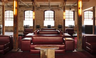 Pocketbook Hotel and Bath