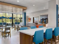 Holiday Inn Express & Suites DFW Airport Southwest - Euless by IHG Hotels in Euless