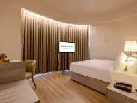 Golden Tulip Gurugram Sec-80 Hotels near IMT Manesar