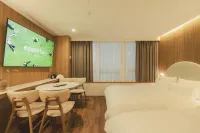 Cheonan Buldang Hound Hotel - جاكوزي