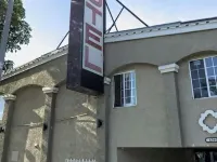 Tropic West Motel Hotels in Bell