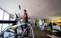 MG Suites Hotel Semarang - Gym