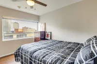 Walkable Dallas Unit Near Deep Ellum, Pets Welcome - Condos
