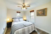 Columbia City Vacation Rental w/ Lake Access - Wifi
