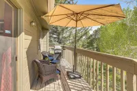 Walk to Golf and Trails! Aspen House in Flagstaff