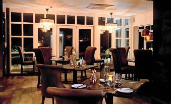Lakes Hotel & Spa