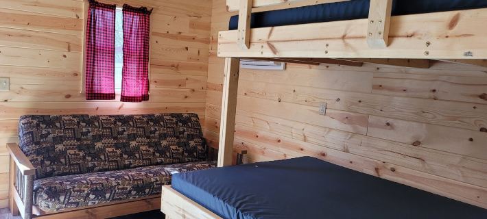 Baraboo RV Resort Hotels in Sauk County