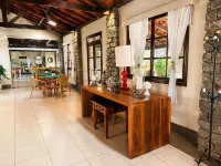 Vila Francesa Hotel
