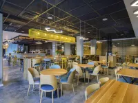 布加勒斯特市中心宜必思尚品飯店 - 早餐