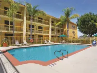 La Quinta Inn by Wyndham San Diego Chula Vista - Pools