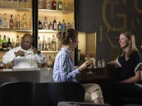 Novotel Charleroi Centre - Quầy bar