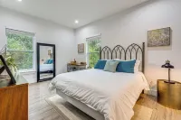3 Mi to Usf: Dog-friendly Home w/ Large Yard - Wifi