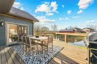 Ember Shoals Resort | On the White River, Cotter AR