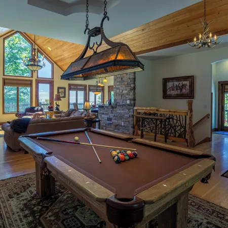 Heart Rock Lodge