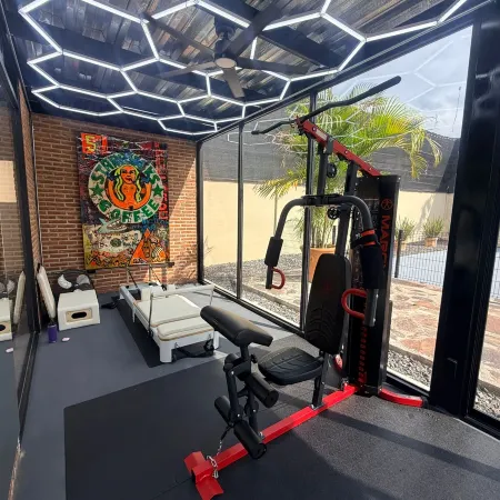 Modern Lux Ajijic 2 Bed Home -Fantastic Location -Bikes -Gym -Pickleball Court