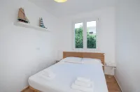 Apartment 2 with Pool and Sea View - Ocean View