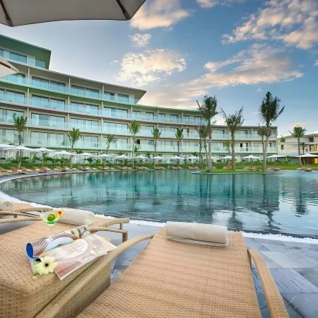 FLC Luxury Resort Samson