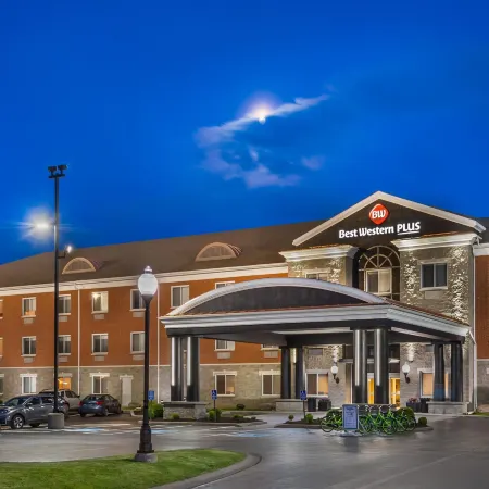 Best Western Plus 1000 Islands Hotel & Suites