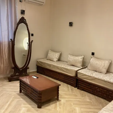 hotel janet Отели в г. Аннаба